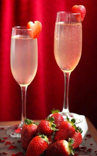 Strawberries & Champagne (Discontinued)